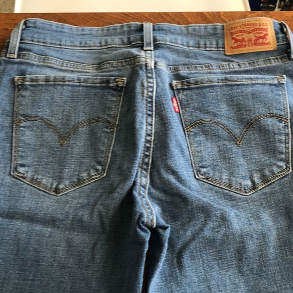 Levi’s. 711 skinny. - Picture 3 of 4